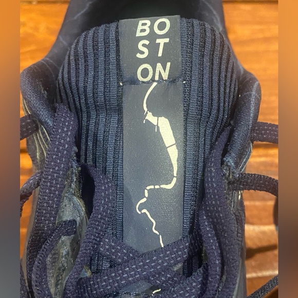 New Balance 890’s Boston Marathon edition. - Picture 3 of 4